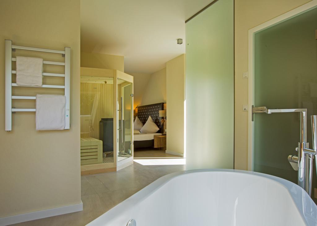 Landhotel Weihermuehle Thaleischweiler-Froschen الغرفة الصورة