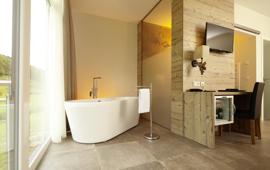 Landhotel Weihermuehle Thaleischweiler-Froschen المظهر الخارجي الصورة